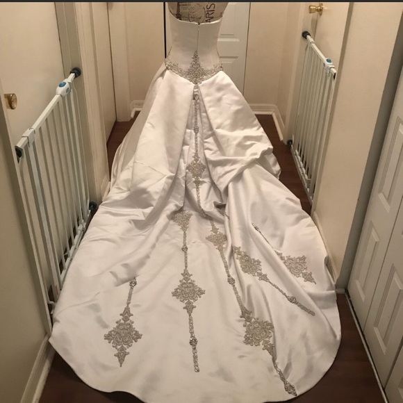 Mori Lee Dresses & Skirts - Wedding dress